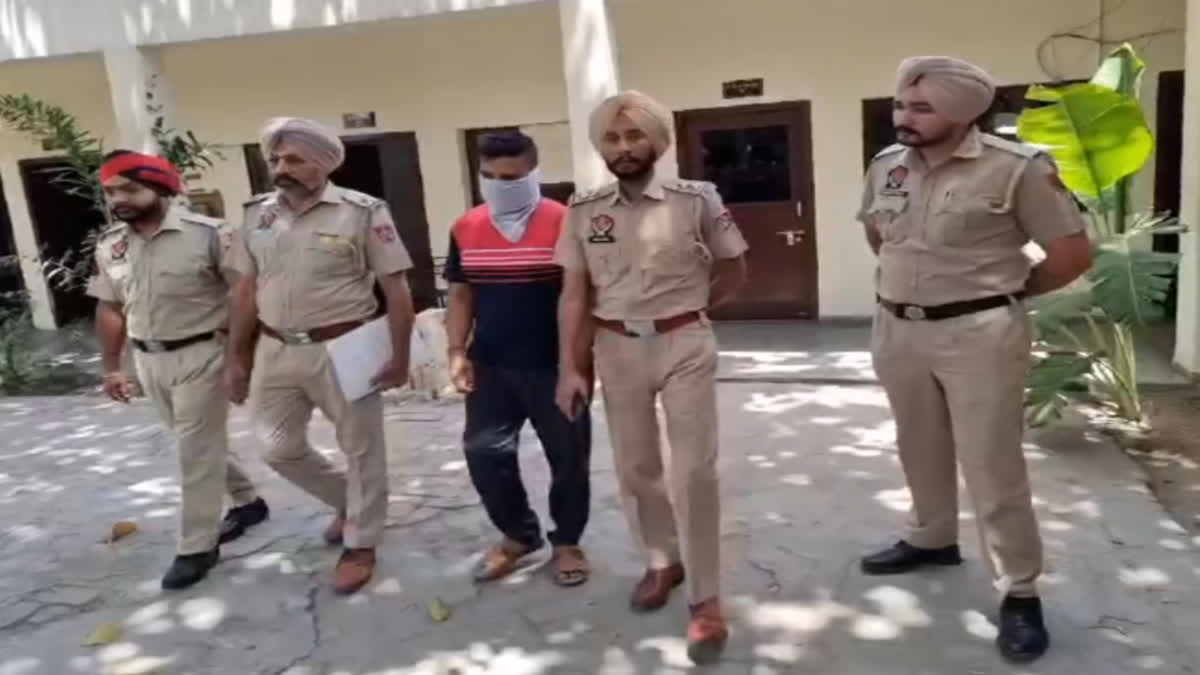 Shiv Sena leader satinder kumar arrested by bathinda police for black mailing