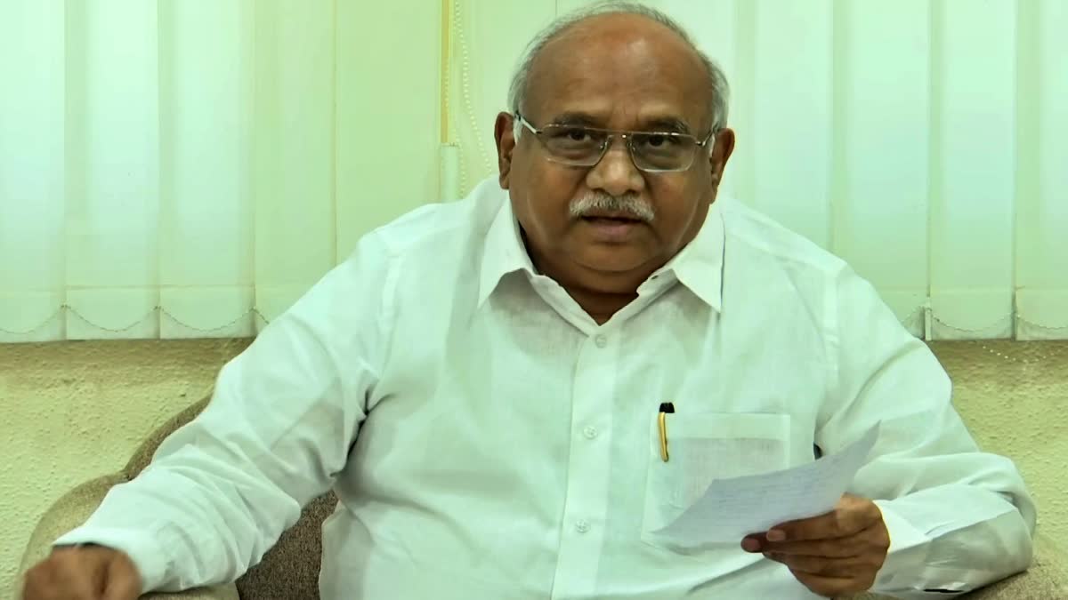 tdp_mp_kanakamedala_on_jagan_cases