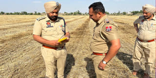 BSF and Punjab Police recovered 2 pistols from different places at Tarn Taran