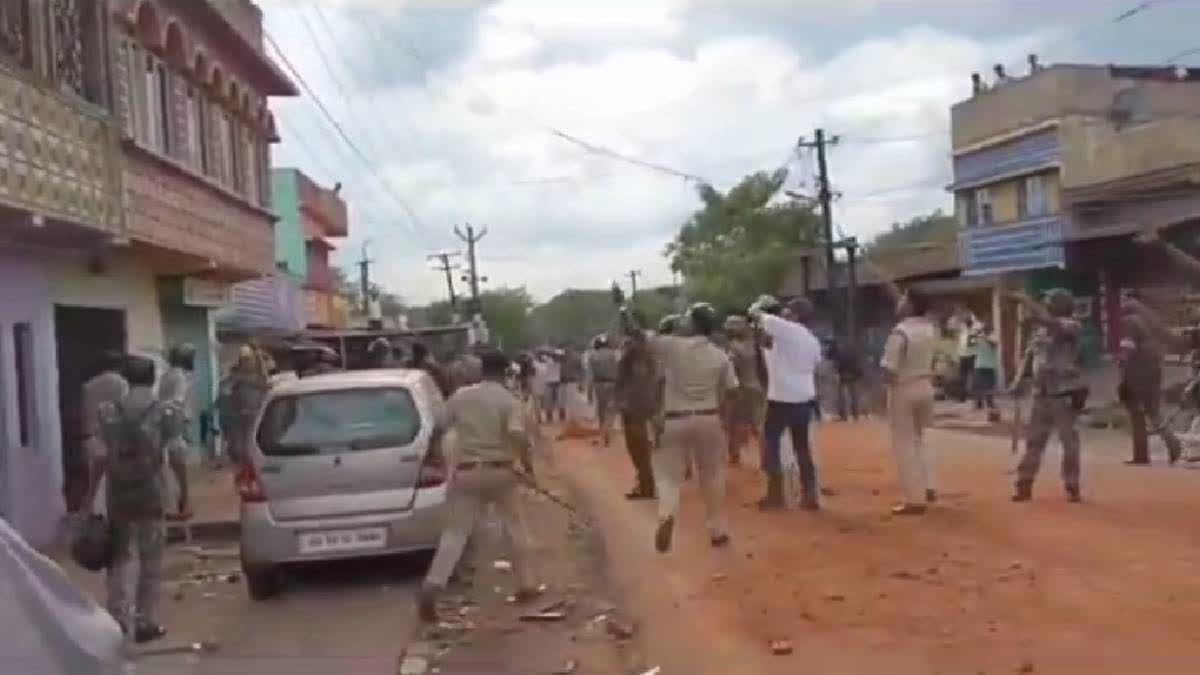 இ-ரிக்‌ஷாவின் பேட்டரி திருட்டு - இரு தரப்பினர் மோதலால் 144 தடை உத்தரவு!