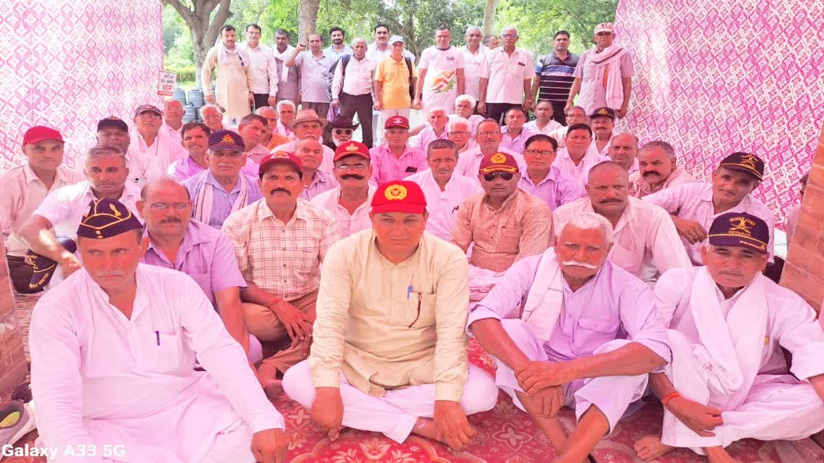 ex servicemen Protest in Bhiwani Nehru Park