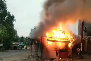 betul fire breaks out at sanchi parlour