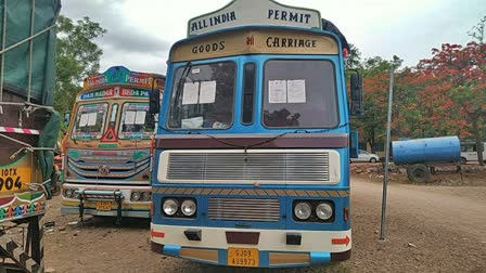 ಲಾರಿಗಳು ಜಪ್ತಿ