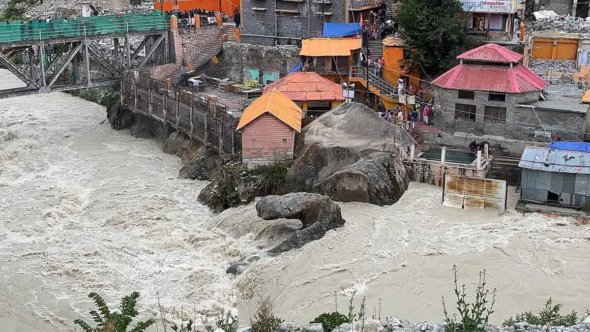 Uttarakhand: Alaknanda's Fury Gives Scare To Badrinath Devotees