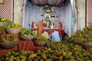 गोविंद देव जी मंदिर में आम झांकी