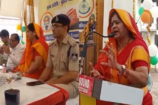 BJp Leader Imarti Devi on MP Police