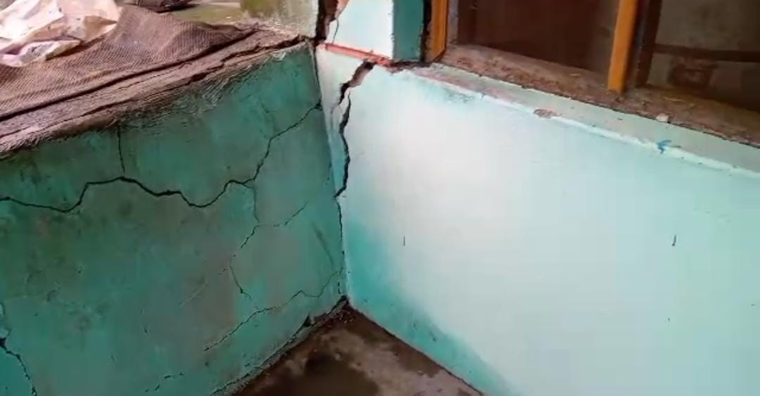 Houses Cracks in Khatwad village