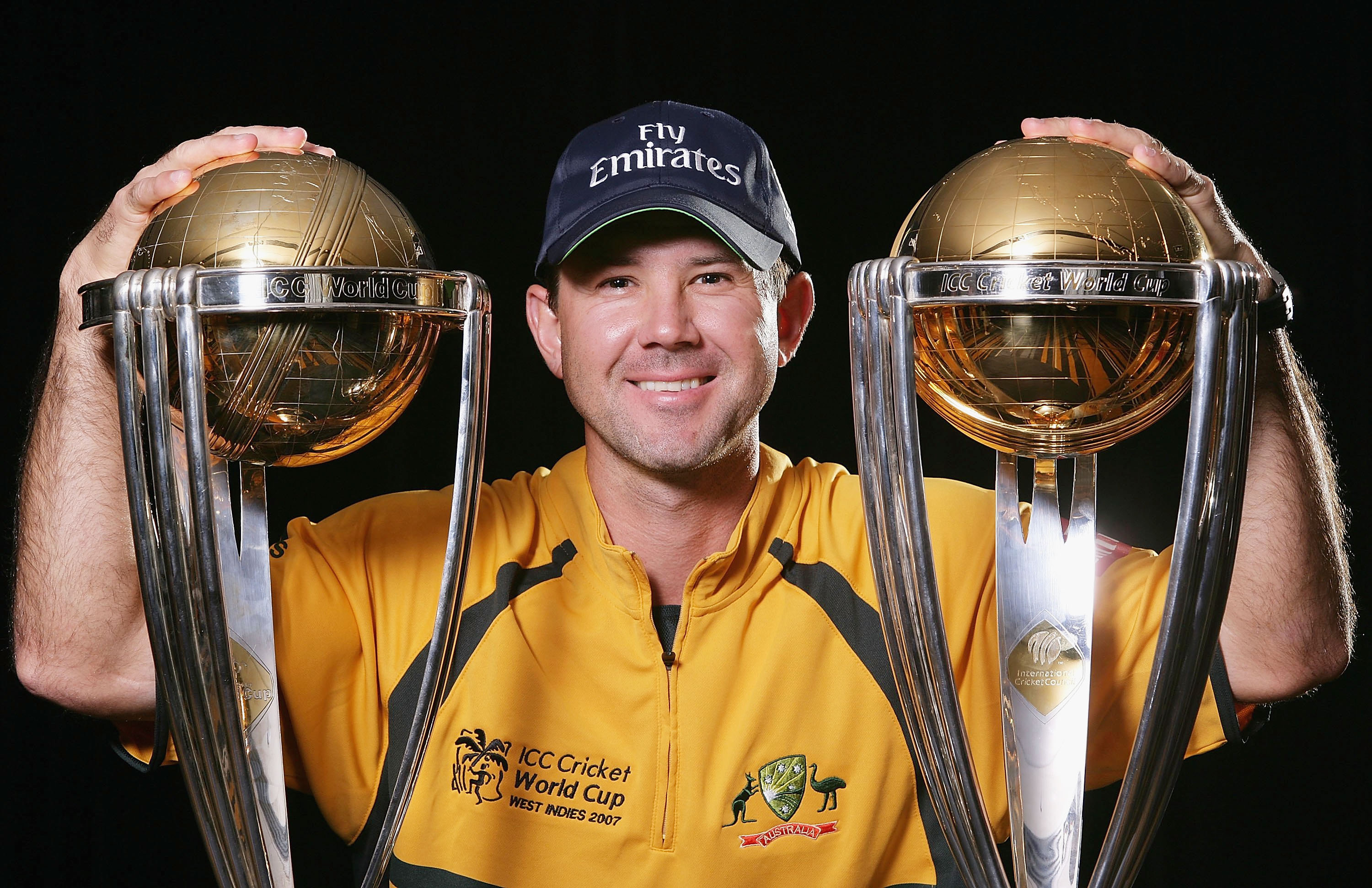 ricky ponting with world cup trophy