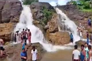 Ettipota waterfall