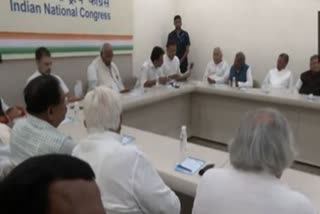 Kharge Rahul Gandhi meet Karnataka Congress leaders