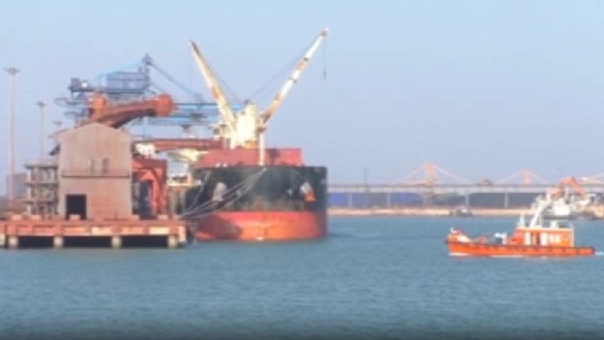 For 1st Time In History, Odisha's Paradip Port Records 50MMT Cargo Throughput In 4 Mths