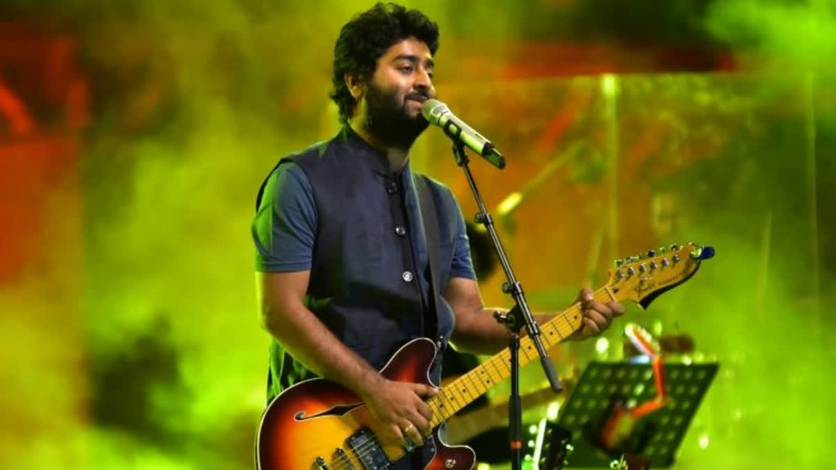 Arijit Singh Postpones UK Tour Due To Health Issues, Announces New Dates