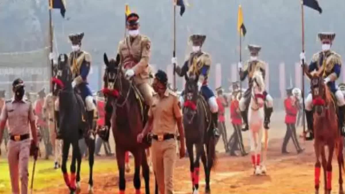 36 crores Funds approved for Mumbai Police Horse Mounted Patrolling Unit, but the funds have not actually been collected