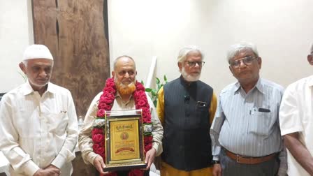 Arif Ahmed Khan of Gulbarga city was honored with Kisan Award 2024