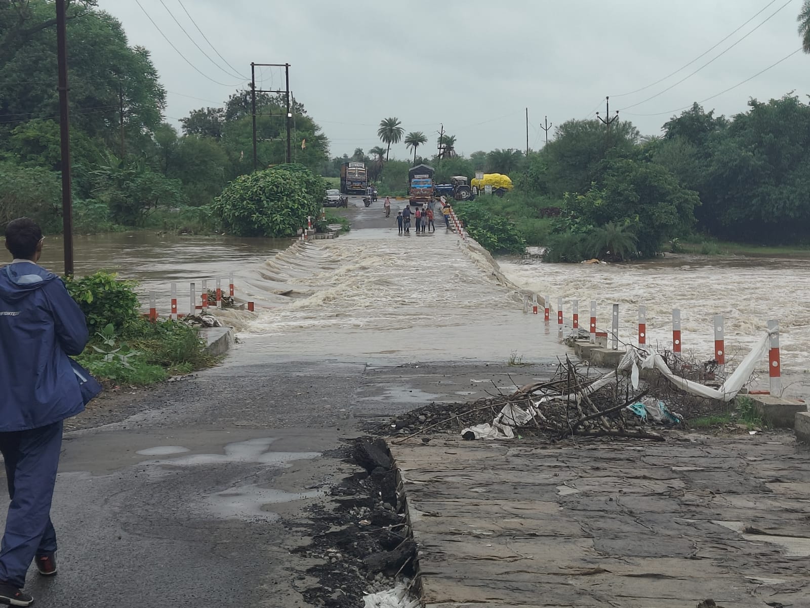 KOLAR DAM GATES LIVE UPDATE