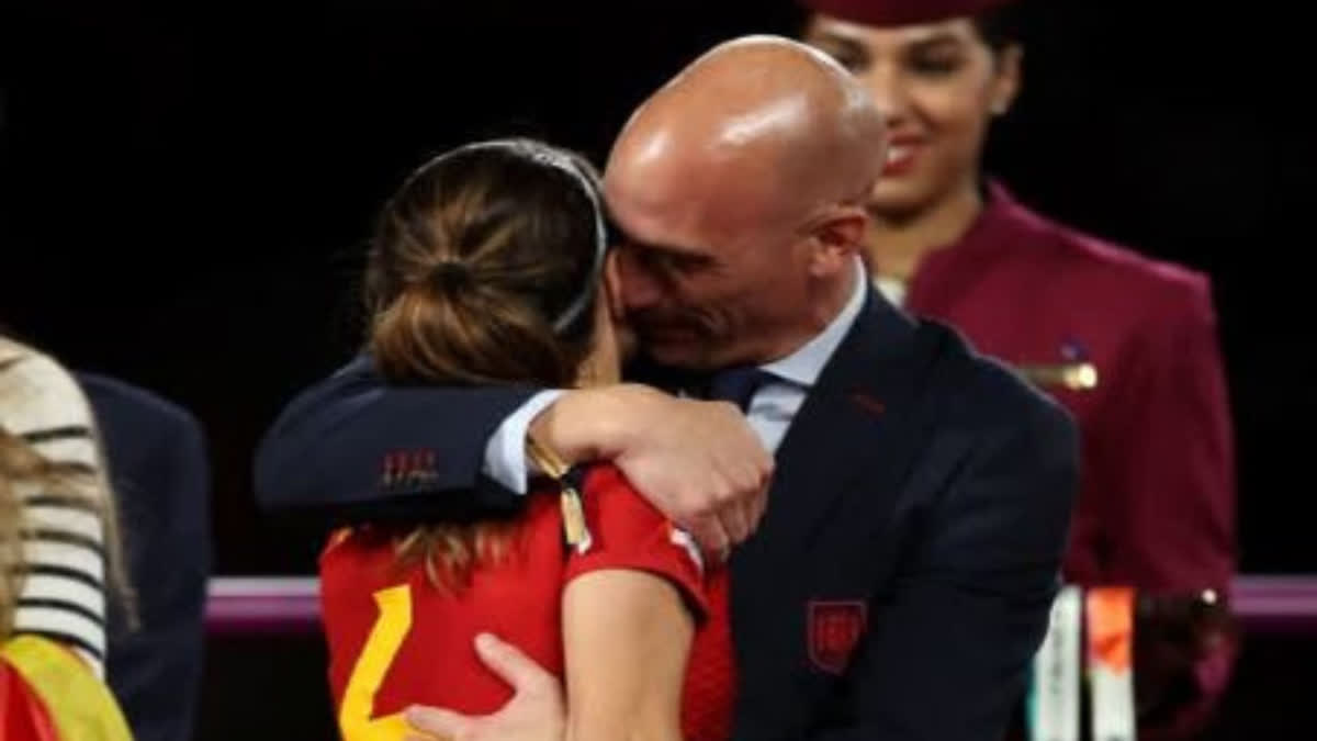 Spain moves to oust country's soccer chief for World Cup kiss; Luis Rubiales breaks week-long silence