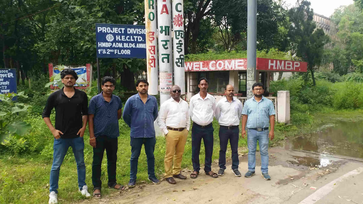 When the whole country is rejoicing over the successful launch of Chandrayaan 3 mission and Suryayaan mission Aditya L-1, the engineers of steel behemoth Heavy Engineering Corporation (HEC) in Jharkhand's Ranchi who played an important role in manufacturing these launching pads for ISRO; are penniless for the past 20 months because they were not paid salary.