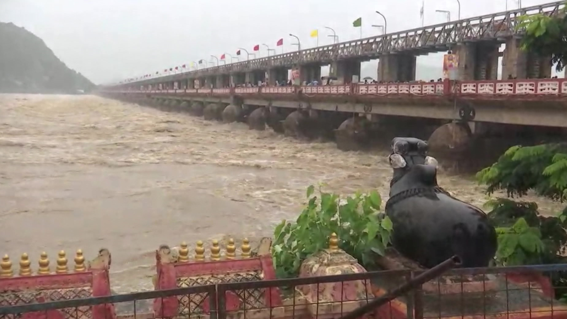 prakasam barrage