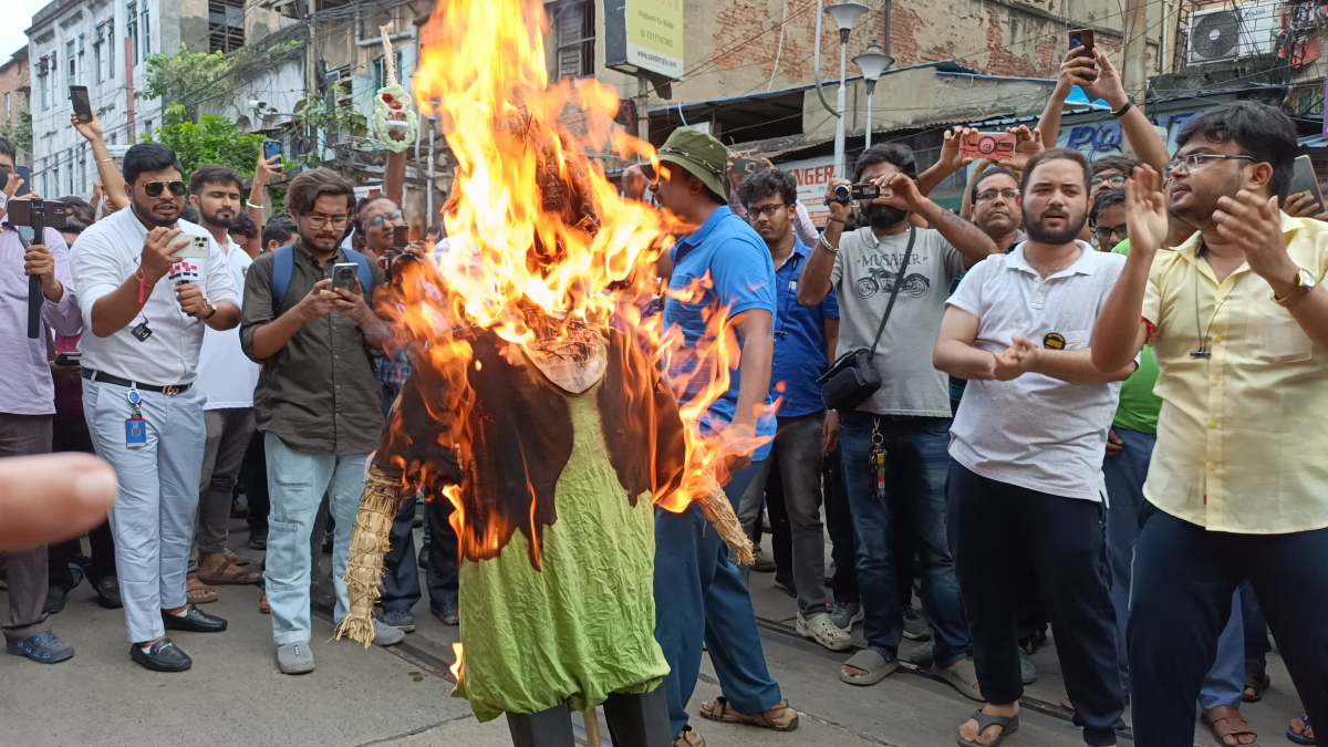 Doctor's Lalbazar Abhijan