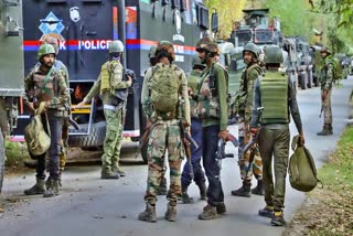 SUNJWAN ARMY BASE JAMMU Attack  TERRORISTS ATTACK IN JAMMU  സൈനിക താവളത്തിന് നേരെ ഭീകരാക്രമണം  ജമ്മുവില്‍ സൈനികന് പരിക്ക്