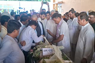 Mamata Banerjee Condoles Kirti Azad's Wife Demise