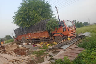 MAHARASHTRA BULDHANA ACCIDENT TEN LABOUR CRUSHED BY TRUCK NEAR VADNER KHAMGAON MALKAPUR SEVRAL PEOPLE KILLED SERIOUSLY INJURED