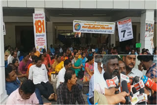 part time teachers association hunger strike will continue until the Tamil Nadu government fulfill their demand