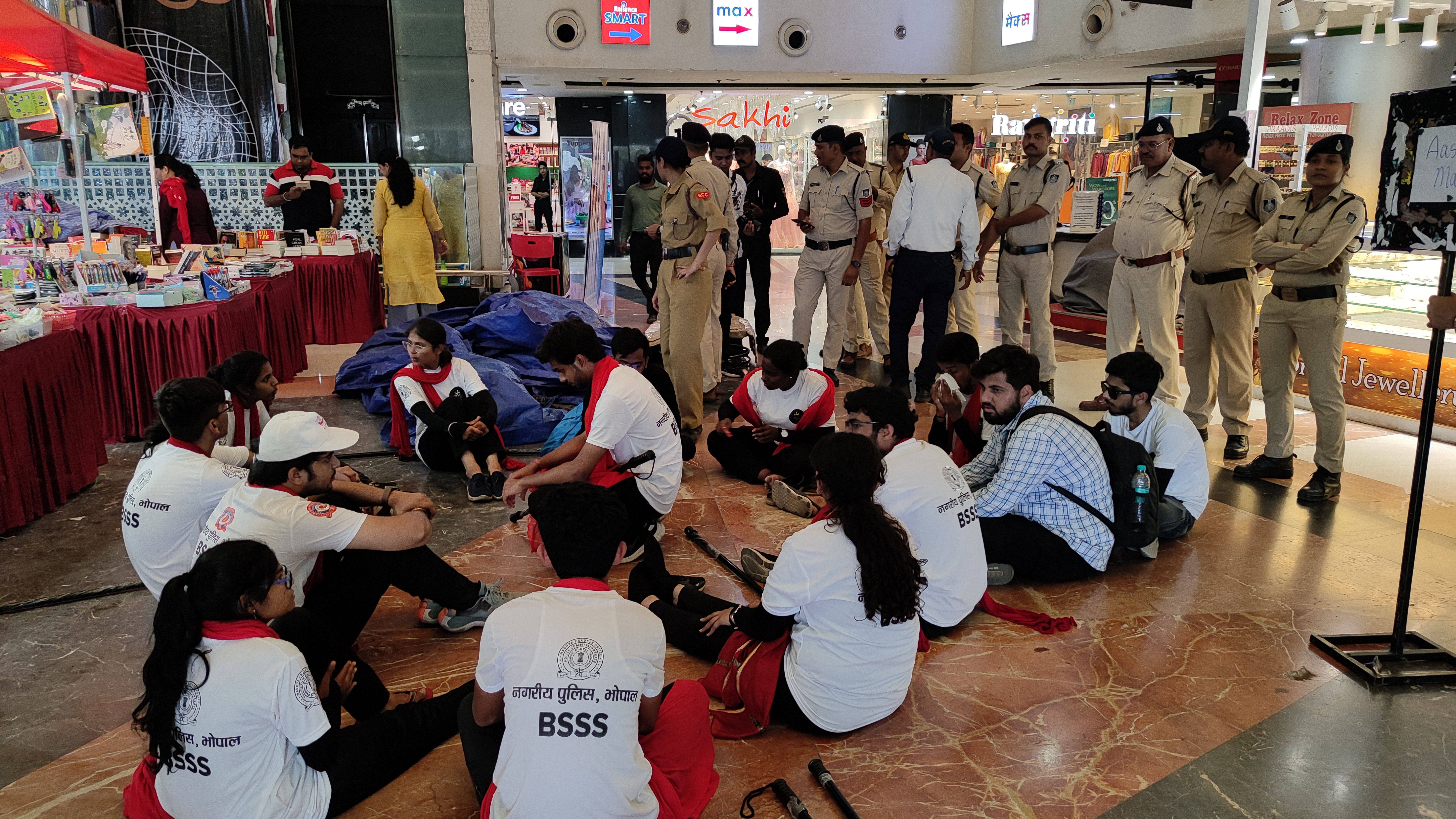 Bhopal Police Nukkad natak