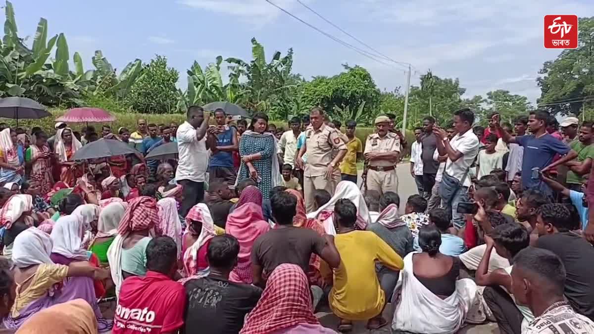 Tea estate labours protest