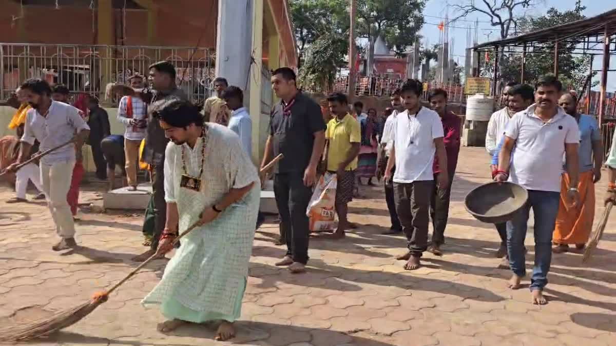 CHHATARPUR DHIRENDRA SHASTRI SWEPT