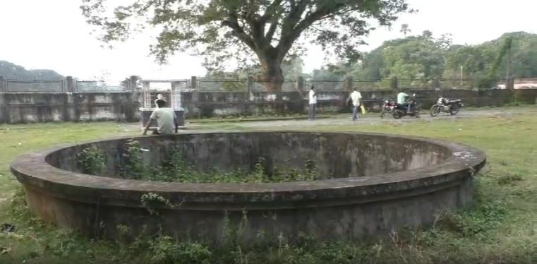 Gandhi Memorial In Neglected Condition