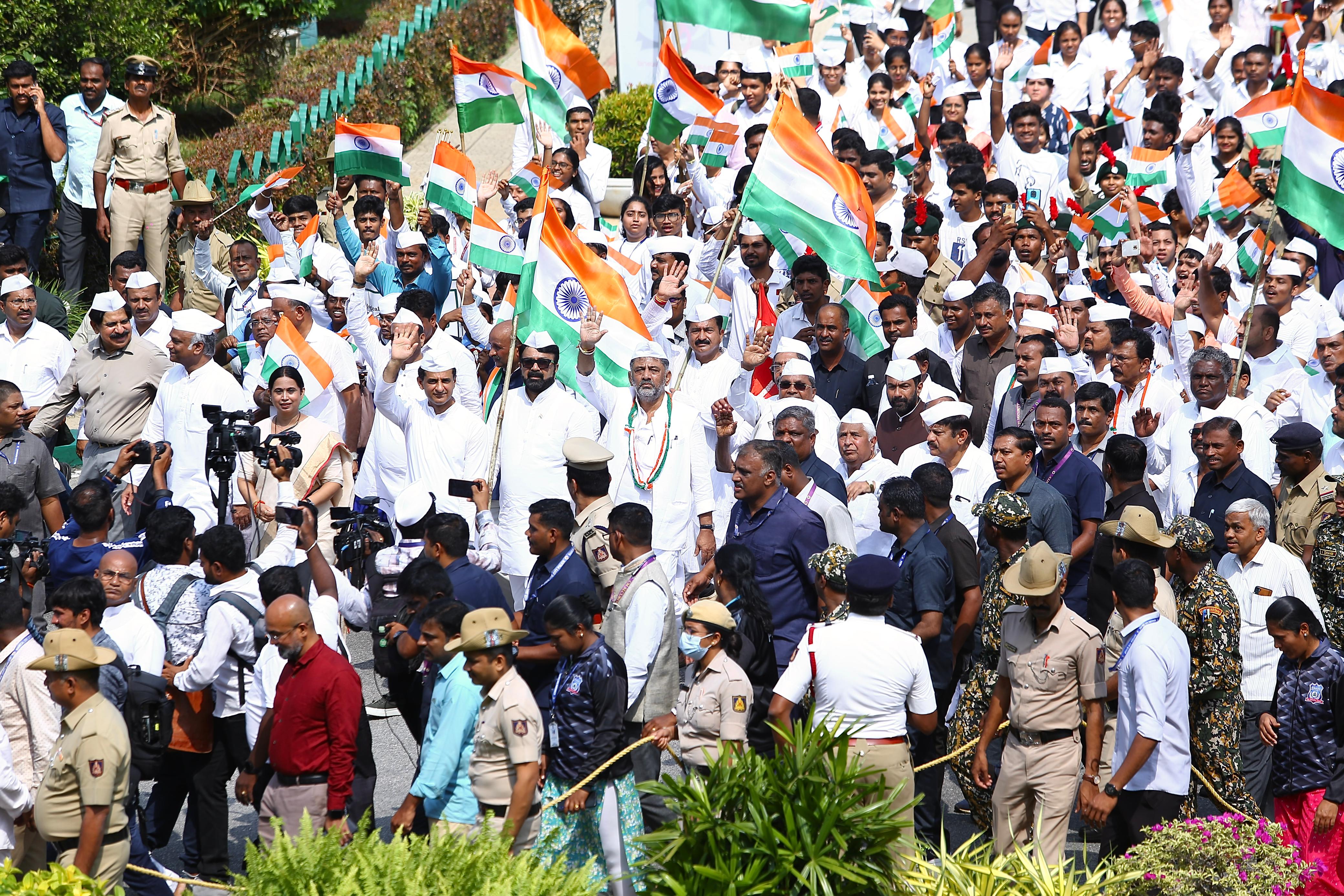 Congress leaders  Gandhi Jayanthi  CM Siddaramaiah and DCM Shivakumar  Bengaluru