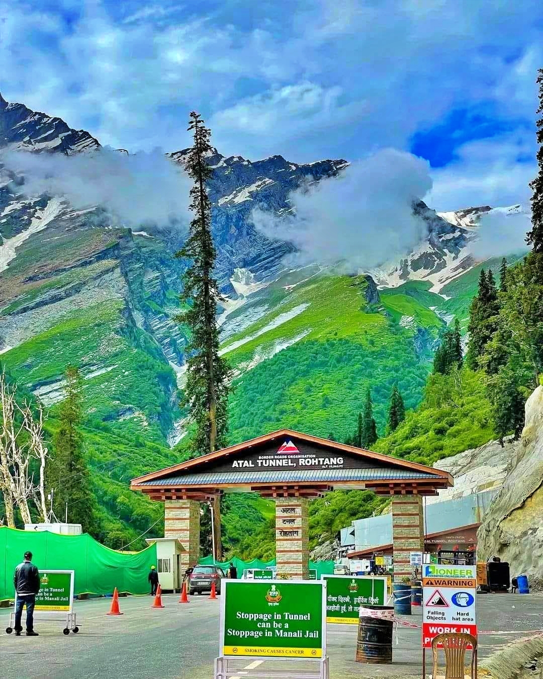 Rohtang Pass Bus Tour