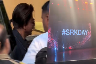 Watch: On his 58th birthday, SRK reaches the venue for meet-and-greet with fans with Y-plus security