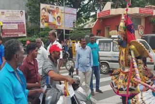 தருமபுரியில் போக்குவரத்து விழிப்புணர்வு