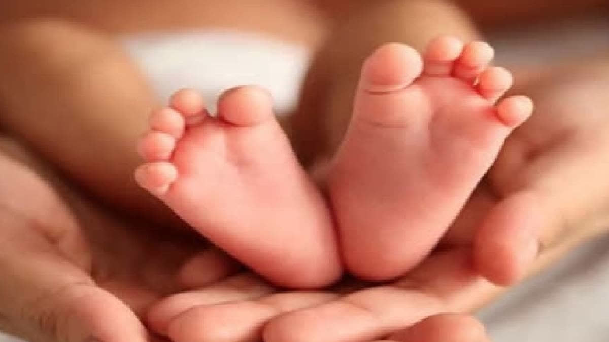 Newborn Girl Thrown In Bushes In Kawardha; Police Save Her Life