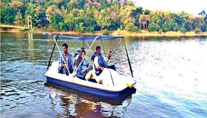 LAKNAVARAM LAKE BOATING TOUR