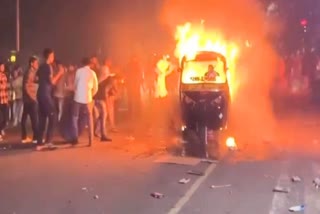 Running Auto Rickshaw Burnt In Fire