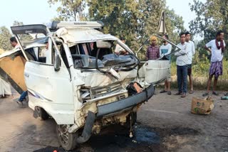 ಅಪಘಾತಕ್ಕೀಡಾದ ವ್ಯಾನ್