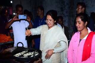 PRATIMA BAGRI MADE JALEBI