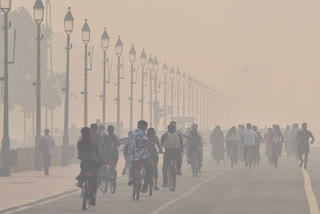 As The Air Pollution Index Falls To Many Notches, Limit Exposure To Save Your Heart And Lungs