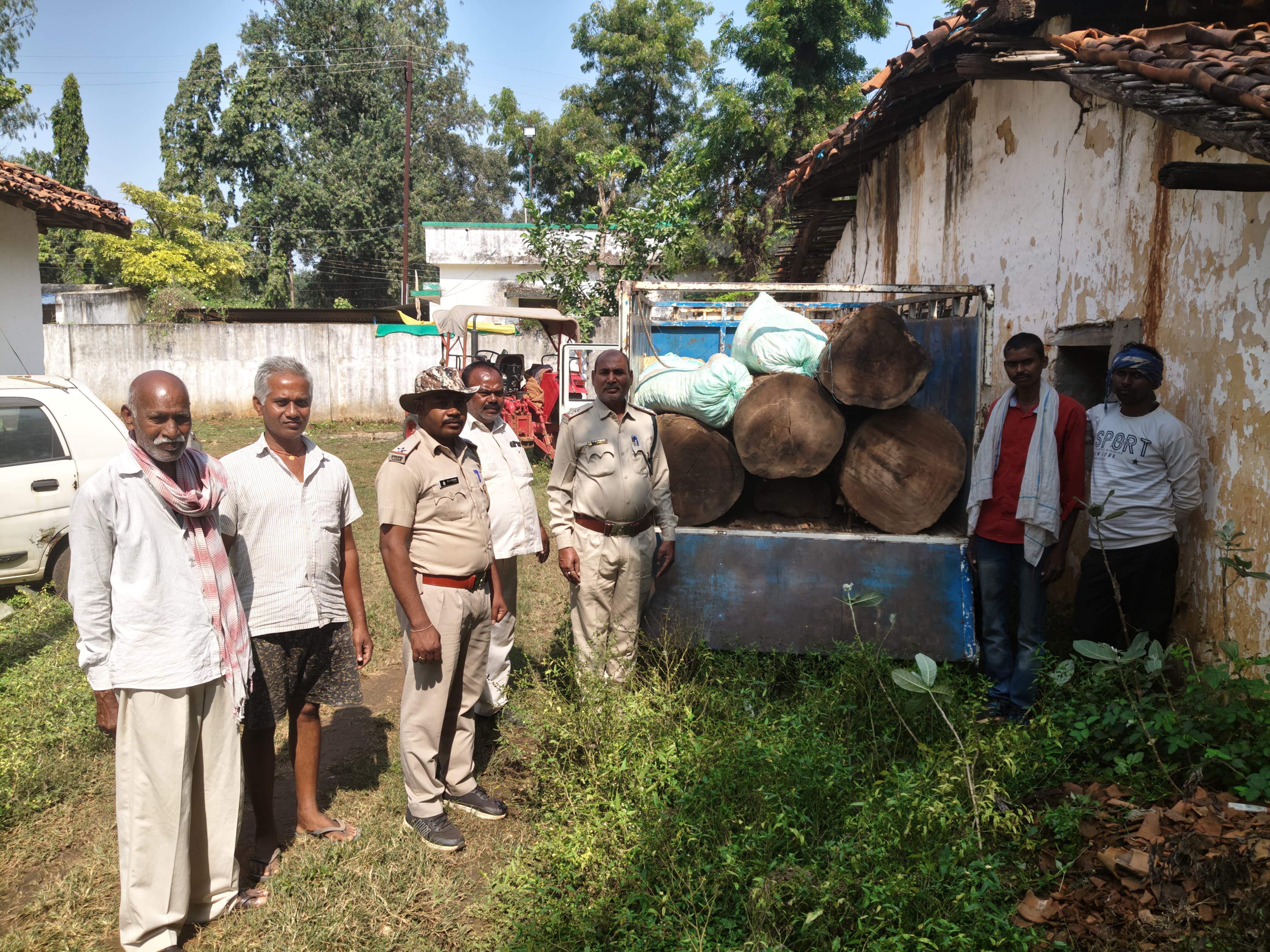 Ramanujganj Forest Range wood Smuggling