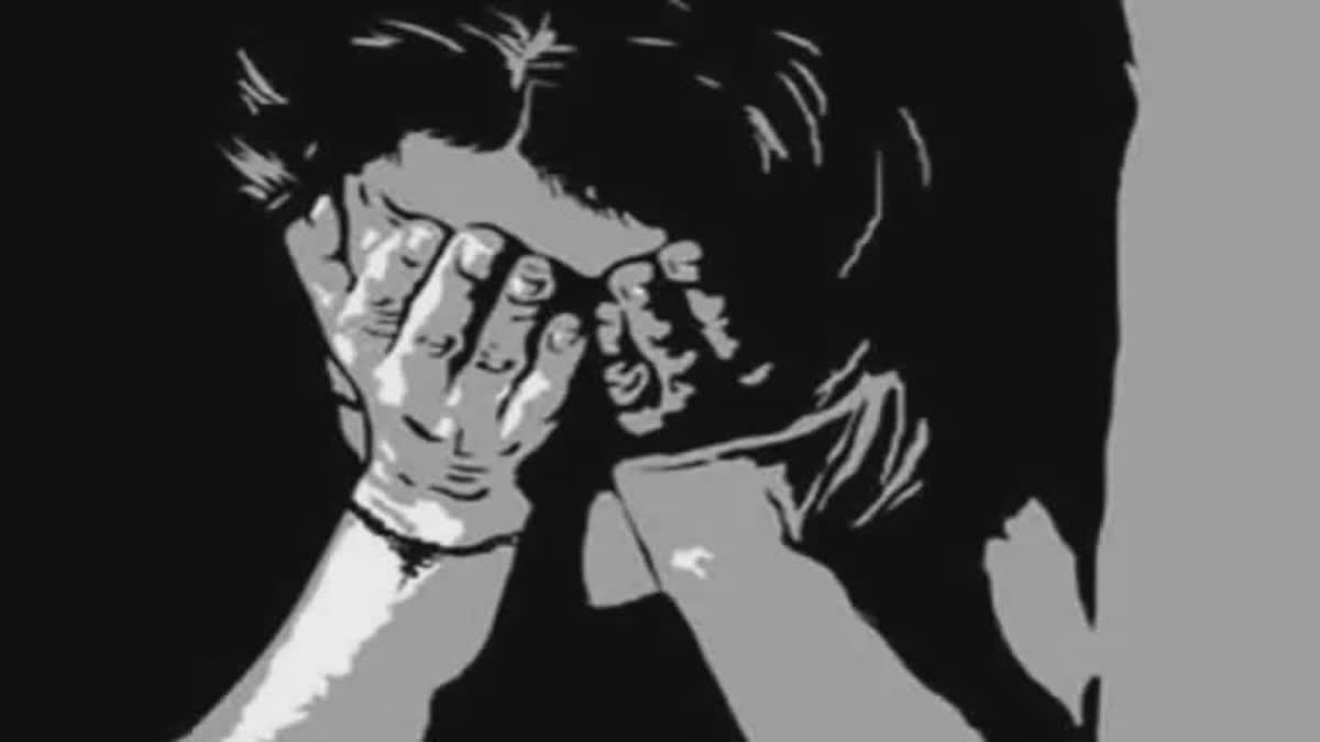 17 વર્ષની દીકરી પર છ માસ સુધી આચર્યો બળાત્કાર