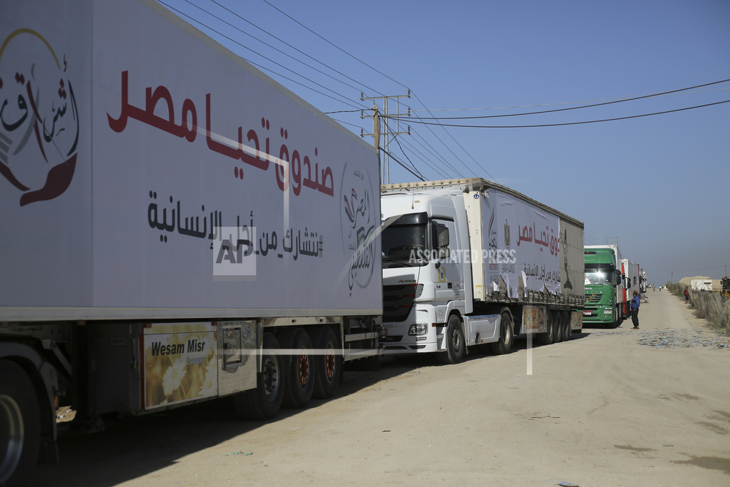 Trucks with humanitarian aid at Rafah Crossing