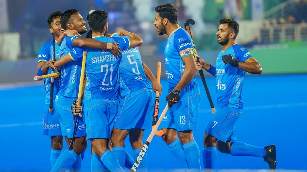 INDIAN HOCKEY TEAM  RICHEST INDIAN HOCKEY PLAYERS  പിആർ ശ്രീജേഷ്  HARMANPREET SINGH