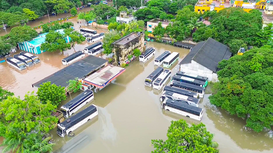 TAMIL NADU WEATHER  PUDUCHERRY WEATHER  RAIN ALERT  തമിഴ്‌നാട് മഴക്കെടുതി