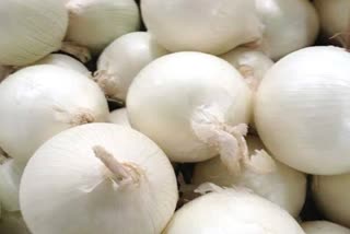 Customer Demands White Onion