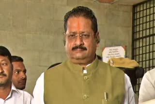 MLA Basangouda patil yatnal