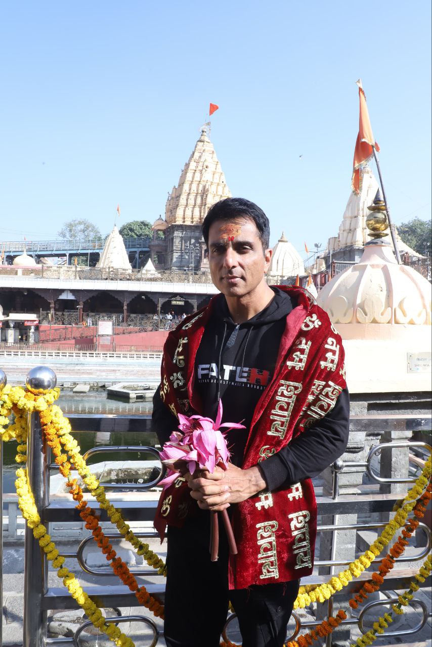 SONU SOOD WORSHIP BABA MAHAKAL