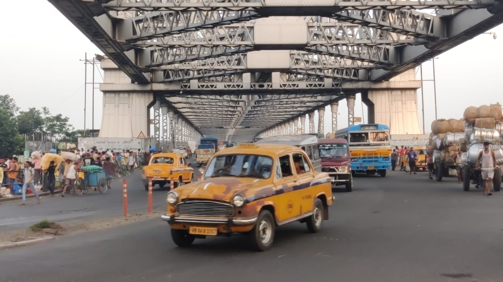 Kolkata Yellow taxi